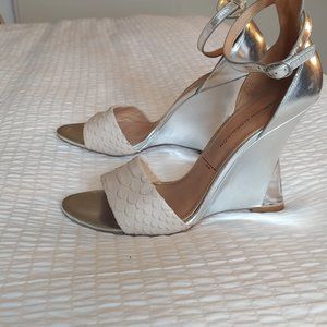 Sigerson Morrison Lucite clear heel wedge sandals sz 9